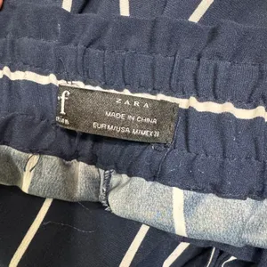Zara Woman Striped Cropped Pants‎ M Navy Blue White Drawstring Elastic Waist thumbnail 5