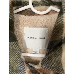 American Eagle Plaid Shacket Faux Fur Sherpa Lined Button Down Medium Jacket thumbnail 3