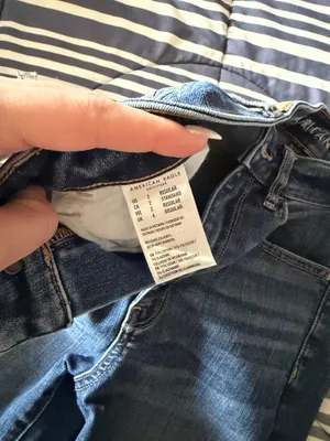 American Eagle Jeans thumbnail 3