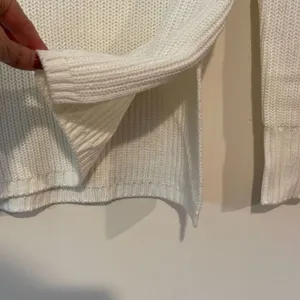 Venus Womens Mock Neck Acrylic Sweater Pullover Slit Rib Knit Cream Size Small‎ thumbnail 3