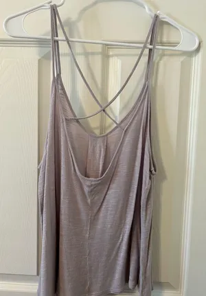 Light Purple Strappy Tank Size L thumbnail 3