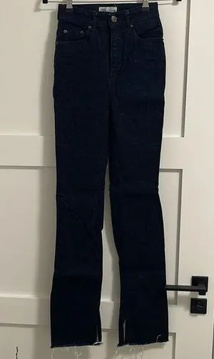 Zara Jeans size US 2 thumbnail 1