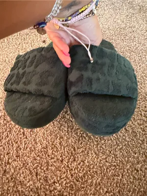 NWOT Skims Spa Terry logo slippers pine size 37 thumbnail 10