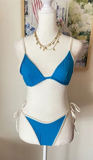 Aerie Ribbed Bikini Two Piece Set Underwire Bikini Top 34B & Tie Bottoms Medium thumbnail 1
