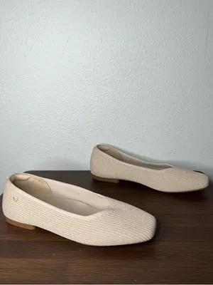 Vivaia Golden Almond Glitter Margot 2.0 Square Toe V Cut Flats Washable Size 41 thumbnail 2