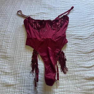 Nasty Gal- Embellished Tassel Satin Lingerie Body burgundy thumbnail 3