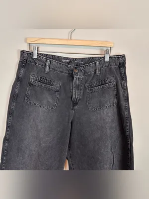 Old Navy Drapey Denim High Rise Baggy Wide Leg Jeans Black Size 14 thumbnail 2