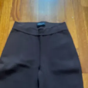 Aritzia Babaton brown high rise split hem pants size small  thumbnail 4