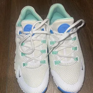 Nike running shoes thumbnail 4