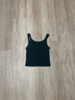 brandy melville tank top  thumbnail 2