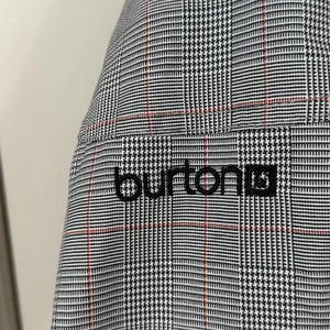 Burton Dry Ride and Gray Plaid Women's Ski Jacket with Detachable Faux Fur Hood thumbnail 2