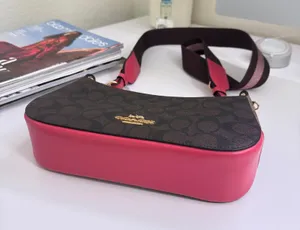 Coach Jen Baguette In Blocked Signature Canvas c6825 thumbnail 3