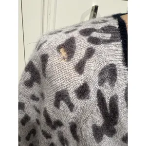 360 Cashmere Women's Leopard Animal Print Sweater Size‎ Medium Cozy Soft READ thumbnail 5