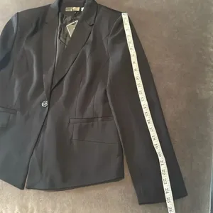 Women’s Black 2 Piece Pant Suit One Button Formal Office Wedding Size L NWT thumbnail 8