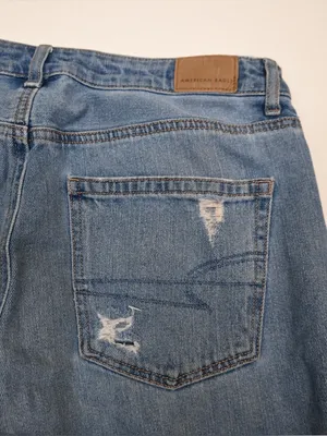 American Eagle Women's 8 Busted Knee Mom Jean thumbnail 7