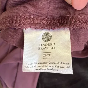 Kindred Bravely Women's Maternity XS Maternity L/S Top and Leggings Set Wine thumbnail 7