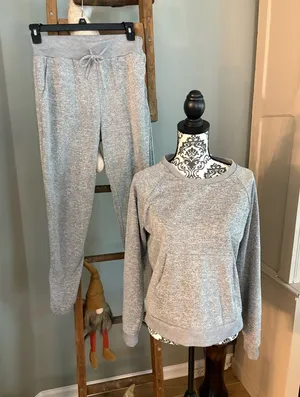 YMR size large Gray two piece sweat outfit set thumbnail 1