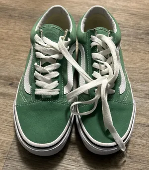 Green Vans Old Skool Women’s thumbnail 1