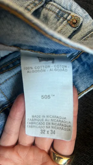 Levi’s 505 Jean Denim Shorts thumbnail 2