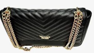 Victoria's Secret Pebbled V-Quilt Shoulder Bag Crossbody Purse Black Pre-Loved thumbnail 2