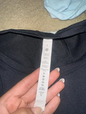 Lululemon Long Sleeve Loose Crop Top black thumbnail 4