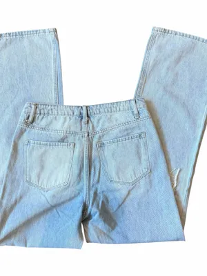 Vervet Straight Leg Jeans Women’s 29x32 High Rise Distressed Lightwash Denim thumbnail 4
