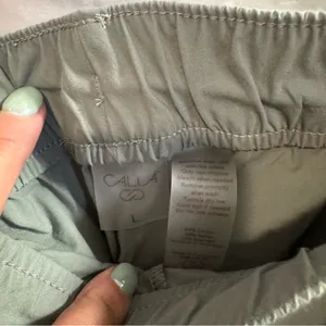 CALIA by Carrie Underwood Green Ankle Cropped Pants thumbnail 2