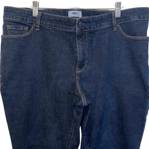 Old‎ Navy Womens Mid Rise Zip Fly Bootcut Denim Jeans Dark Wash Size 20 thumbnail 2