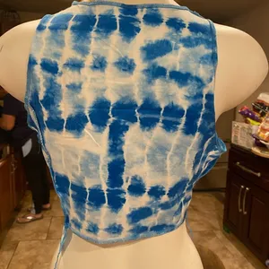Woman’s top Blue Size M thumbnail 3