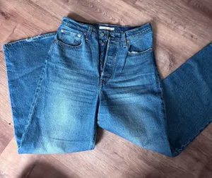 Levi’s Ribcage Straight Ankle Jeans thumbnail 1