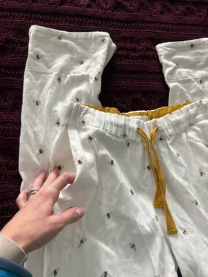 {SOPHIE ALLPORT} White Bee Print Cotton Pajama Pants thumbnail 6