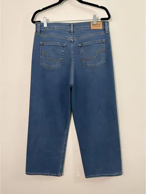 Signature by Levi Strauss Heritage High Rise Loose Crop Jeans Women’s Size 8 W29 thumbnail 2
