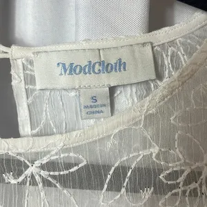 ModCloth Ivory Lace Maxi Dress Long Sleeve Sheer Overlay Lined Size S thumbnail 7