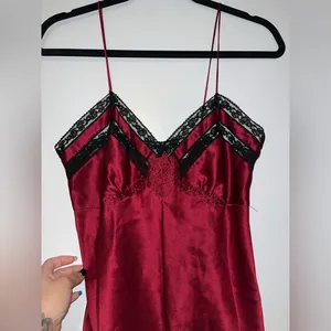 Vintage Victoria’s Secret Gold Label‎ Satin Romper Bodysuit Teddy Burgundy Lace thumbnail 5