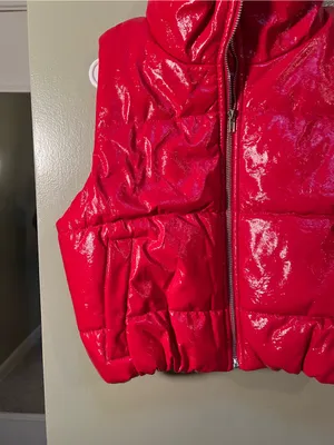 Ambiance Outerwear Women’s Size Large Puffer Vest Patent Bright Red Polyurethane thumbnail 4