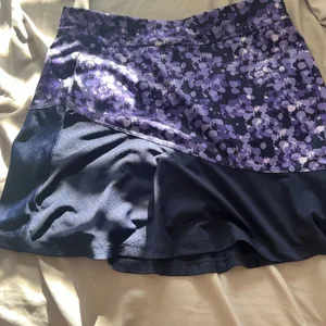 PGA Tour purple skort‎ size small thumbnail 3