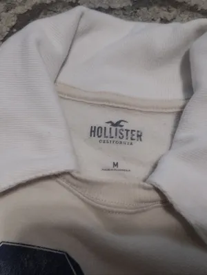 Hollister White Crewneck Sweatershirt With Collar with Navy 'CA' Graphic thumbnail 2