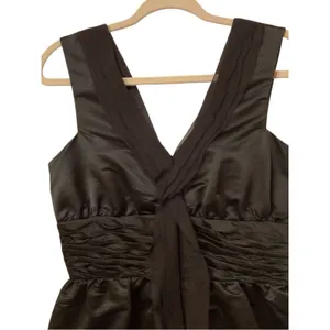 Castle Starr Elegant Black Silk V-Neck Mini Little Black Dress Size 6 EUC thumbnail 2