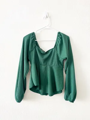 NWT Altar’d State Green Lace‎ Babydoll Blouse Bubble Sleeve Medium thumbnail 4