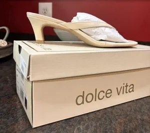 Dolce Vita heels thumbnail 1