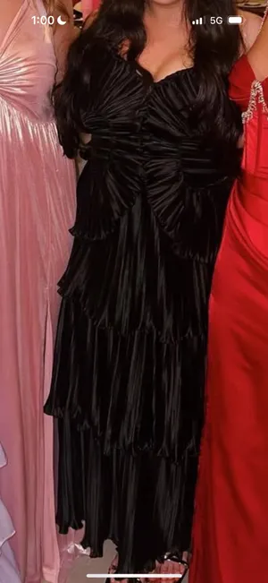 Black Boutique Formal Dress thumbnail 1