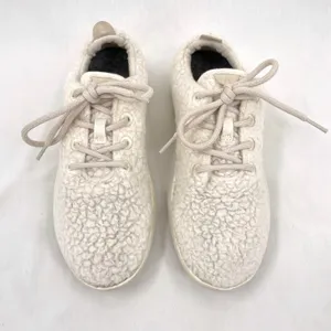 Allbirds Wool Sneakers Runner Fluffs White Merino Wool Athletic Shoes US Size 9 thumbnail 2