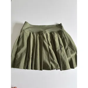 OFFLINE by Aerie Womens Pleated Tennis Skort Olive Green Athletic Mini Skirt S thumbnail 4