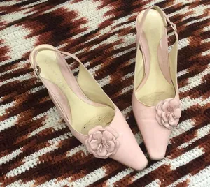 Y2K Gianni Bini Rose Pink Floral Flower Kitten Pointed Toe Court Heels Pumps Slingback-8.5M #Coquette #Fairy #prom #formal #classy thumbnail 1