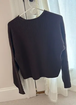Hollister Sweater thumbnail 1