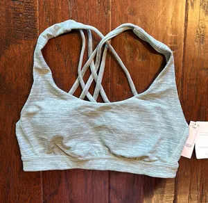 NWT Victoria’s Secret Sports Bra XS thumbnail 1