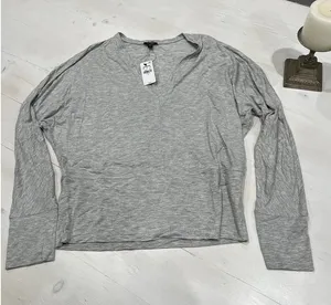 NWT express size small‎ v neck grey top thumbnail 1