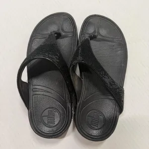 FitFlop Shoes Womens Size 5‎ Black Sequin Thong Flip Flop Wedge Sandals Comfort thumbnail 4