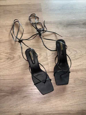 Y2k Square shaped heeled Women's Black Lace-Up Sandals size 8 thumbnail 2