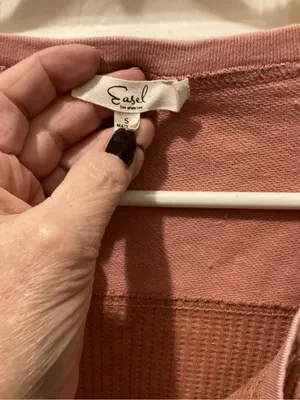 easel Dusty Rose Waffle Henley with Pocket thumbnail 2